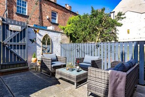 House - Townhouse Harbour Retreat (Scarborough)