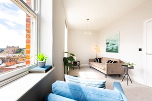 6 bedrooms - Ocean Pearl - Seaside Sanctuary (Scarborough)
