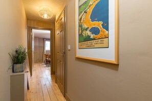 House - Old Town House in Scarborough (Scarborough)