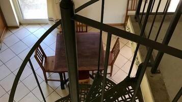 Appartamento Comfort, vista giardino | Interni