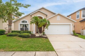 Exterior - Single-Story 4BR Home w/ Pool & Game Room (Kissimmee)