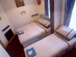 Comfort Double Room | Iron/ironing board, free WiFi - The Golden Strand Hotel  (Blackpool)