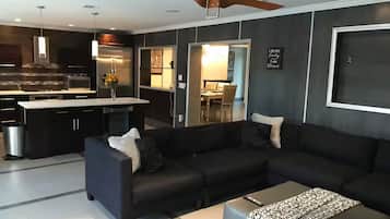TV