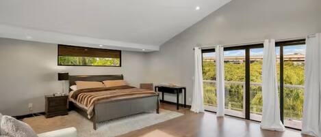 4 Schlafzimmer, Bügeleisen/Bügelbrett, WLAN, Bettwäsche