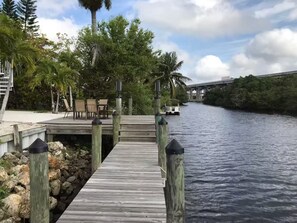 Terrace/patio - Waterfront Fun on the River, Spacious Modern Home (Fort Myers)