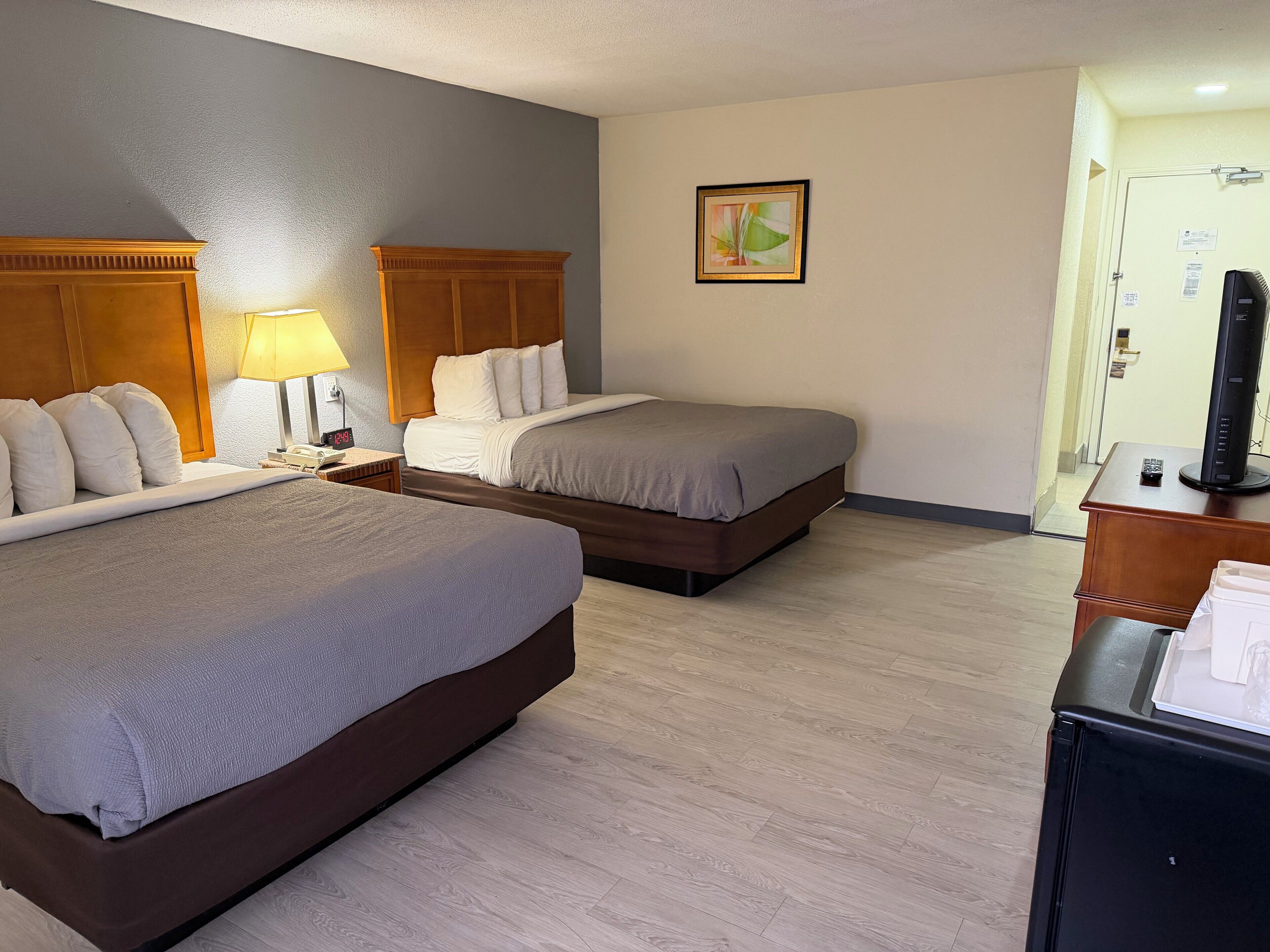 Chambre double, non-fumeur | Bureau, espace de travail pour ordinateurs portables