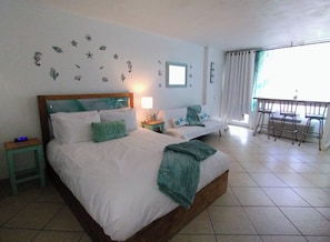 1 bedroom, free WiFi, bed sheets, wheelchair access - Ocean Front Studio (Daytona Beach)