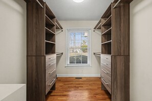 Interior - Fireside Retreat, Luxury Waterfront Home, Private Dock, Fire Pit, Arcade, Kayaks, Fishing & More! (Mooresville)