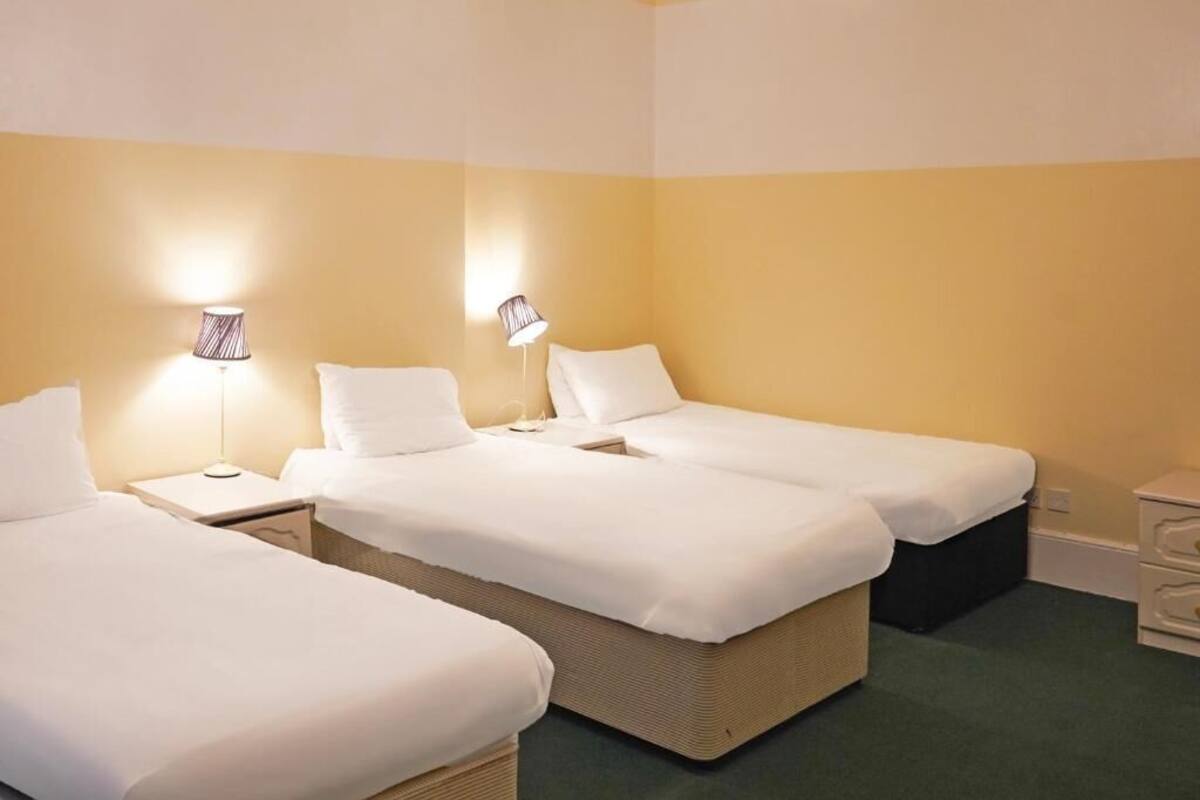 Tremannsrom – standard, ikke-røyk, ved stranden | Sengetøy av topp kvalitet, memory foam-senger og skrivebord
