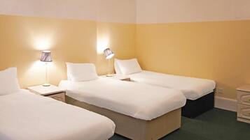 Standard Triple Room, Non Smoking, Beachside