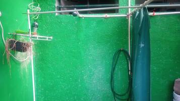 Enceinte de lâhĂ©bergement