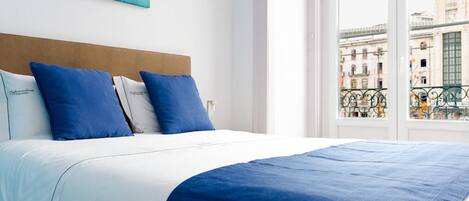 Fer et planche à repasser, Wi-Fi, draps fournis