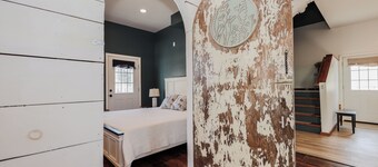 Large Compound close to beach with two homes and pool for large groups!