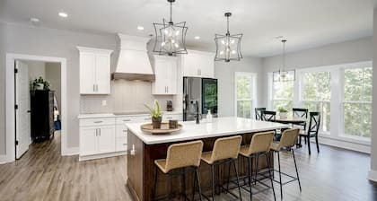 3 Bedroom Masters Rental. Located 12 miles from Augusta National