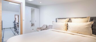 30 minutes from Paris I Luxury Villa 11