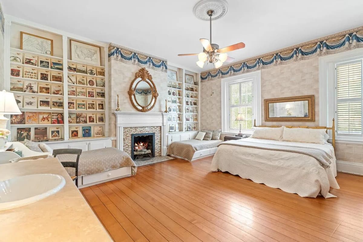 Family Studio Suite, Multiple Beds, Non Smoking, Kitchenette