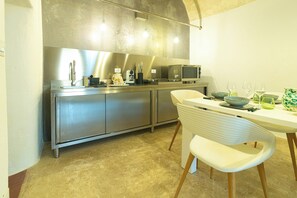 디럭스 빌라, 침실 3개, 전용 수영장, 수영장 전망 | 다이닝