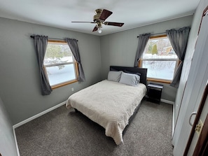 3 bedrooms, WiFi, bed sheets