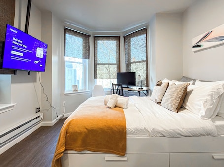 1 bedroom, Internet, bed sheets. Private Studio Near Upenn & Drexel