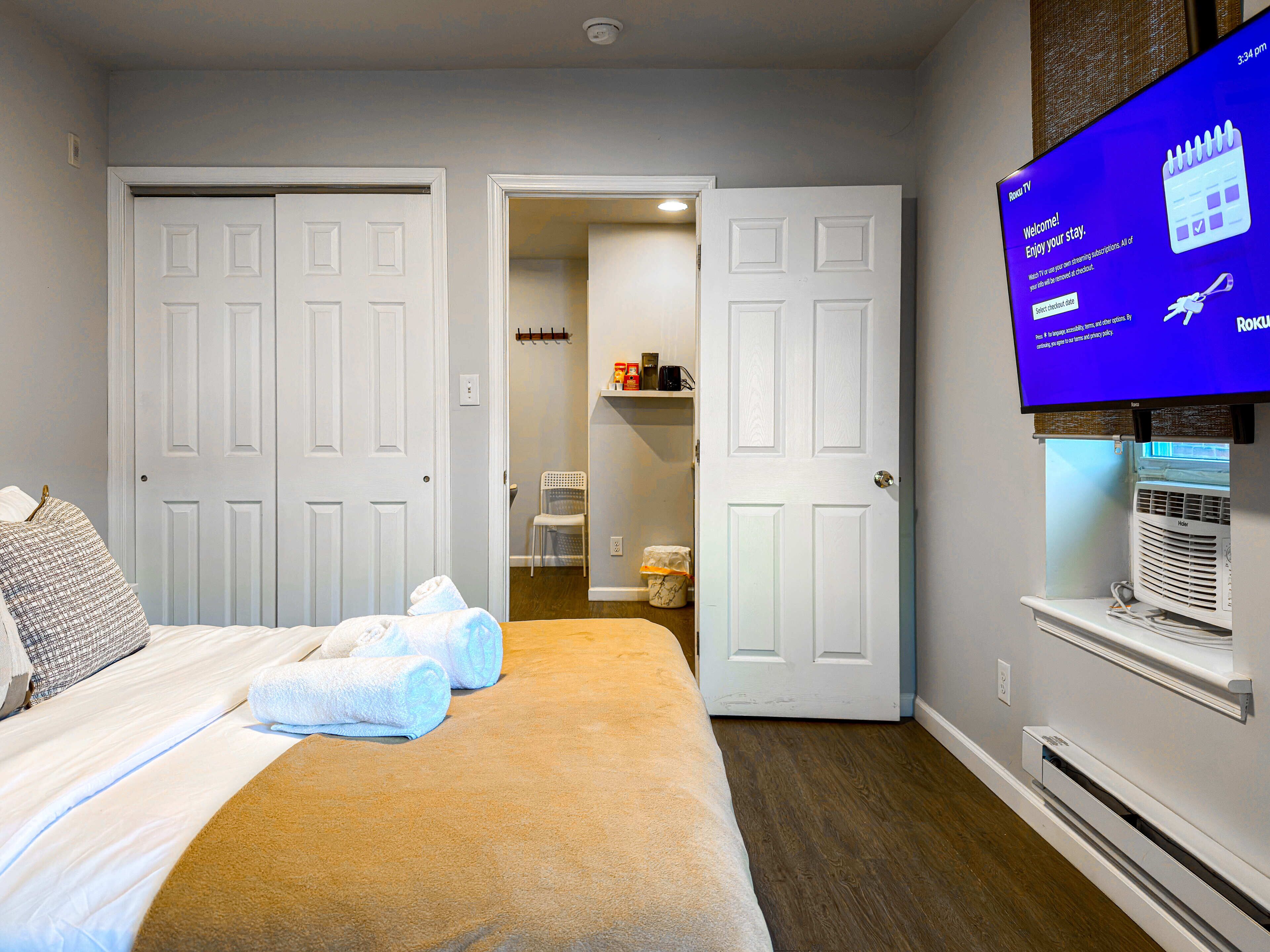 Internet, bed sheets