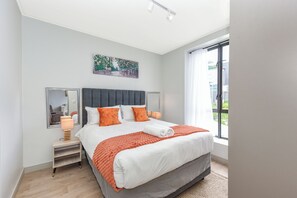 2 bedrooms, in-room safe, iron/ironing board, Internet - One Rosebank | Rustic Luxe 2BR Haven (Johannesburg)
