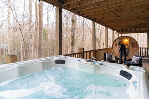 Bain à remous extérieur