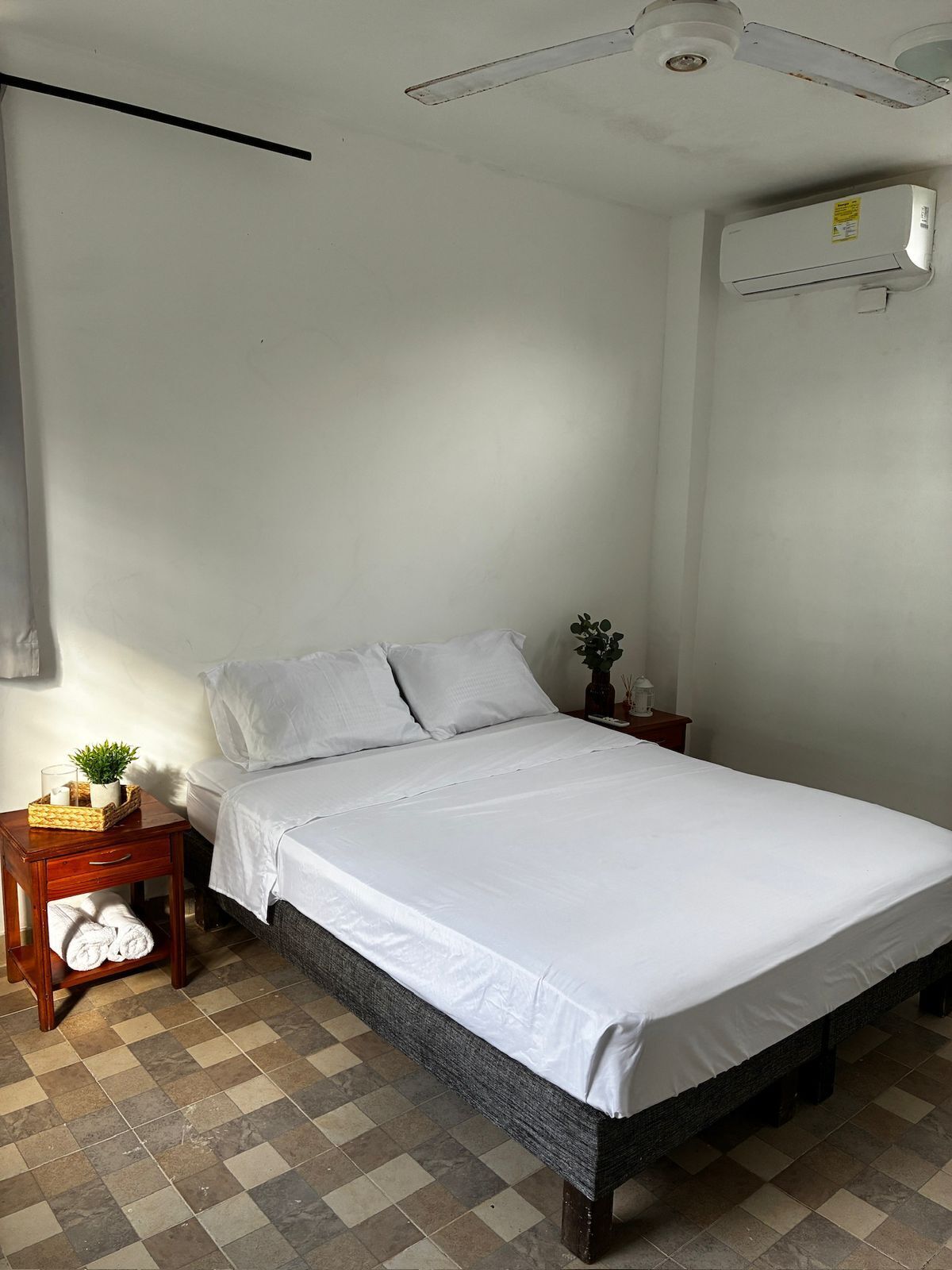 Standaard kamer, 1 twee- of 2 eenpersoonsbedden, uitzicht op strand | Gratis wifi