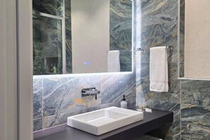 Unclassified image, 2 of 14, button - Lux Apartment - Comfort and Charm in the Heart of Palma del Río (Palma del Río)