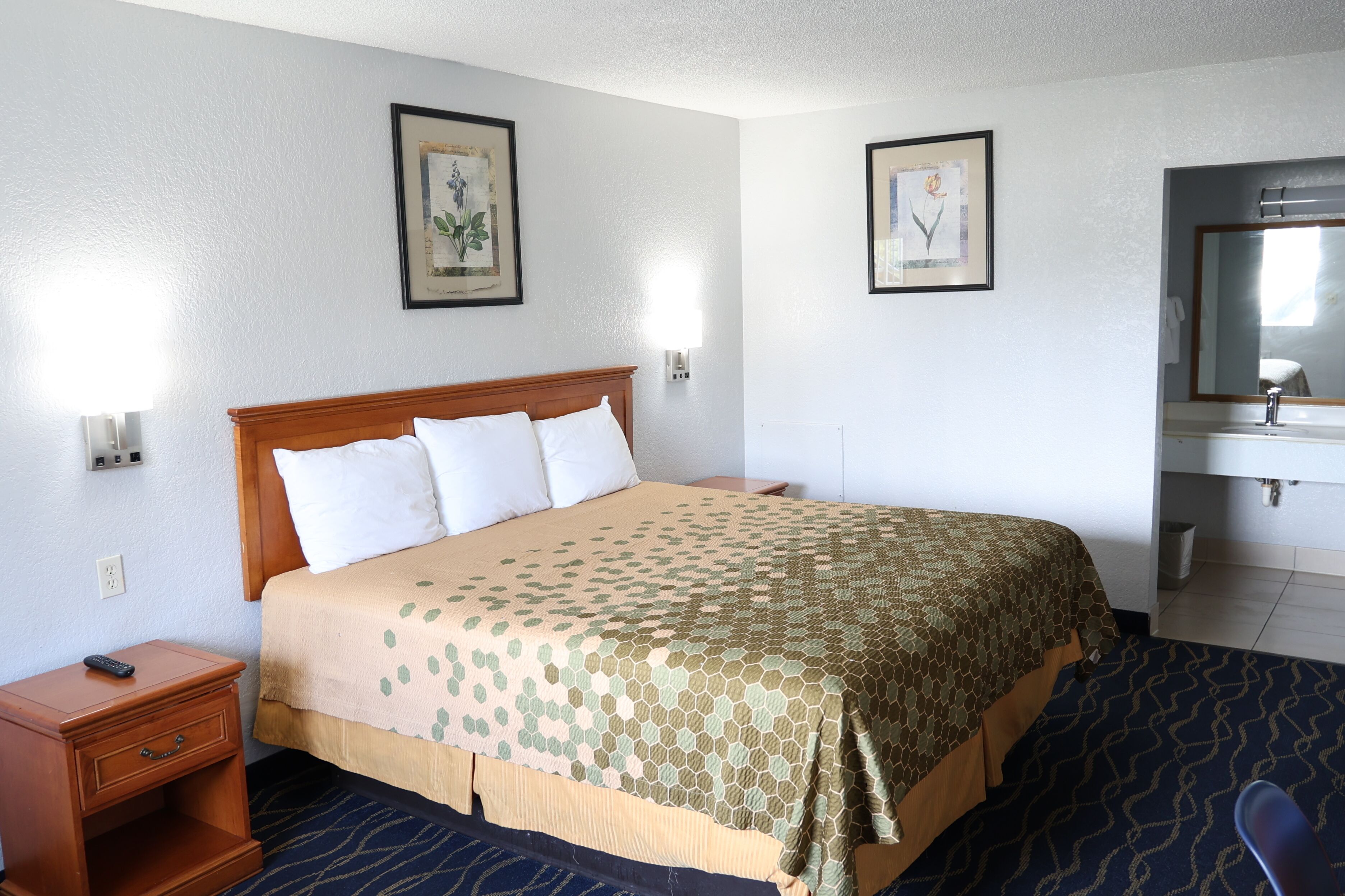 Huone, 1 suuri parisänky, tupakointi kielletty