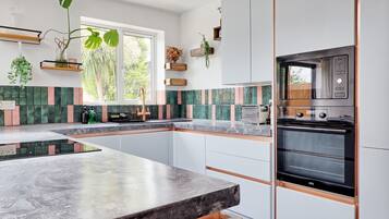 Fridge, microwave, oven, dishwasher