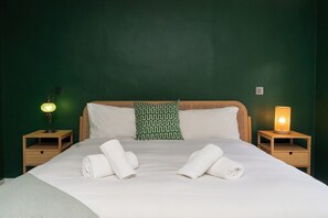 4 habitaciones, tabla de planchar con plancha y wifi gratis 