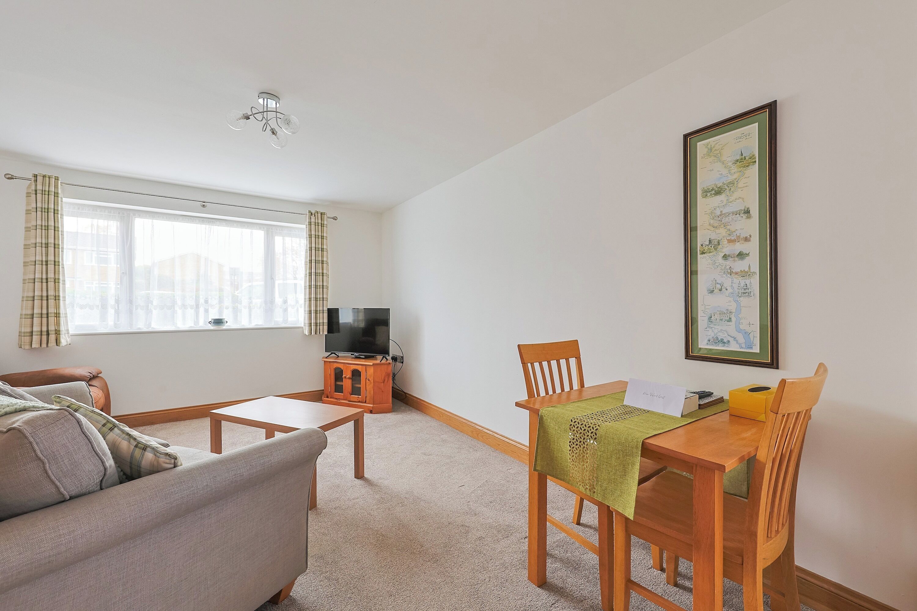 Spacious, Self Contained Annexe With Parking - Pass The Keys - Thame