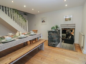 Dining - Newlands Fell House (Keswick)