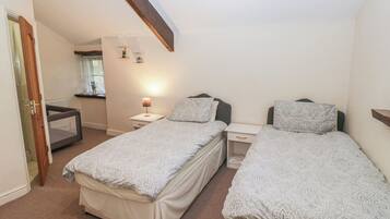 5 bedrooms, individually decorated, individually furnished, free WiFi