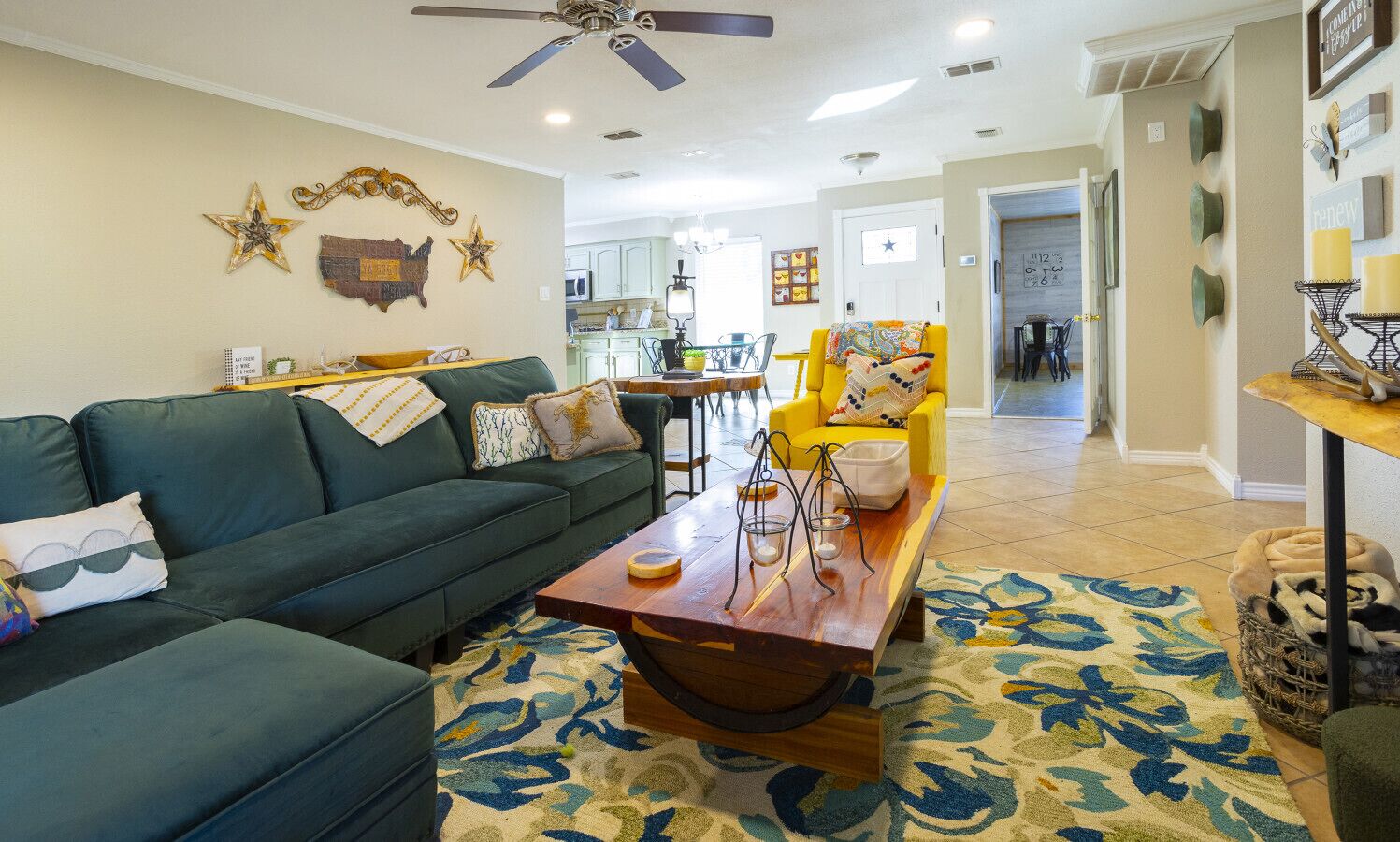 Tv, pejs, bordtennisbord