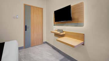 Kamar Double Standar | Wi-Fi gratis dan seprai linen