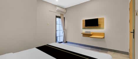 Standard Double Room | Free WiFi, bed sheets