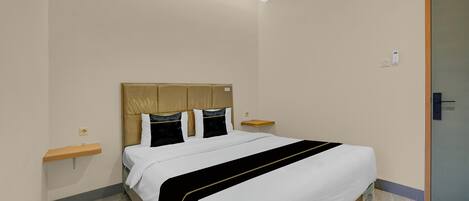 Kamar Double Standar | Wi-Fi gratis dan seprai linen