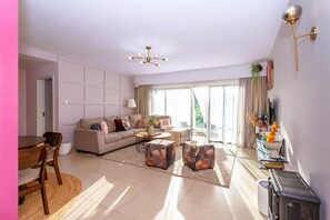 Living area - Cozy 2BR Apartment•w/Pool, Gym&Balcony•Family Friendly (Nairobi)