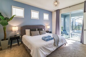 Desk, iron/ironing board, travel cot, Internet - Resort Perks & Private Pool: Davenport Family Home (Davenport)