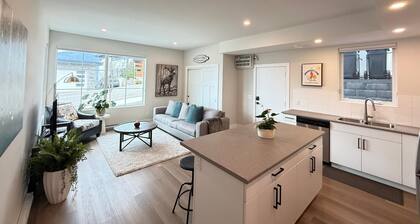 Prestigious McKinley Beach – Walk to Azhadi Winery & Private Beach Access