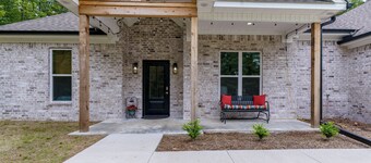 Steps to Fairway: Hot Springs Village Golf Retreat