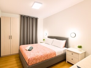 3 bedrooms, WiFi, bed sheets - Magnolia Apartment (Venezia)