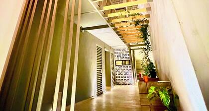 NOMADIK HOSTEL