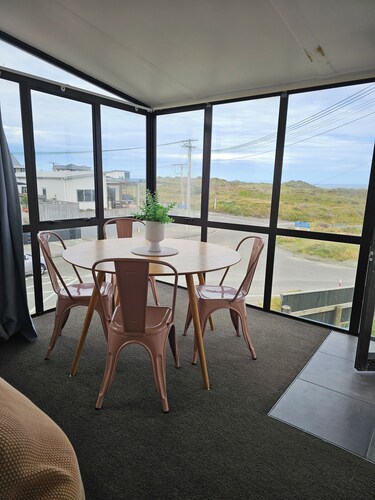 Oceanview 2bedroom Apartment