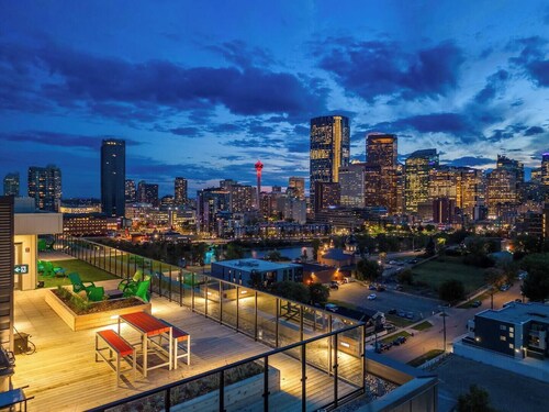 1 Bedroom Apt | Bow River Views | 5 mins to Stampede | Free Street Parking