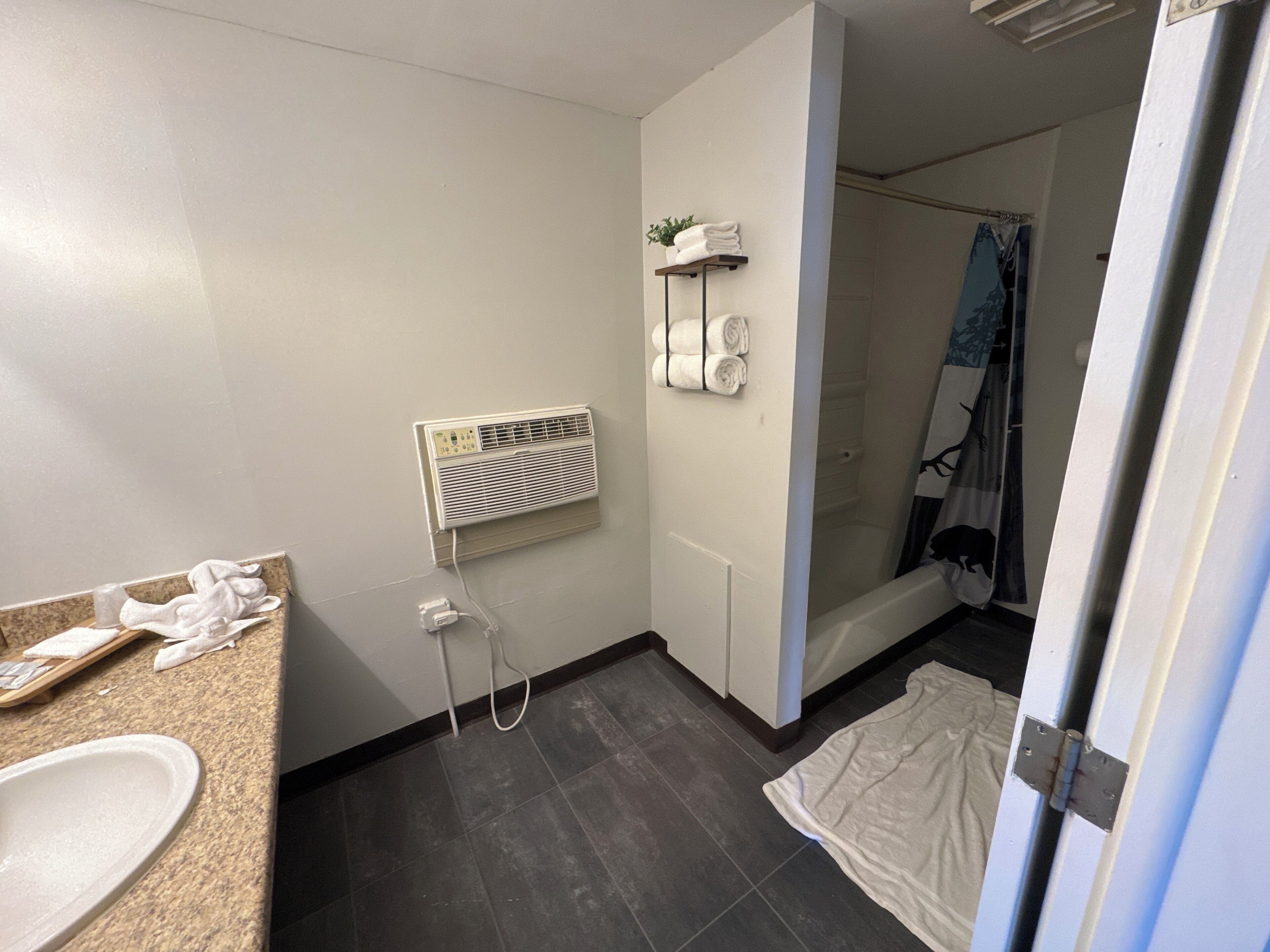Design Studio Suite | Free WiFi