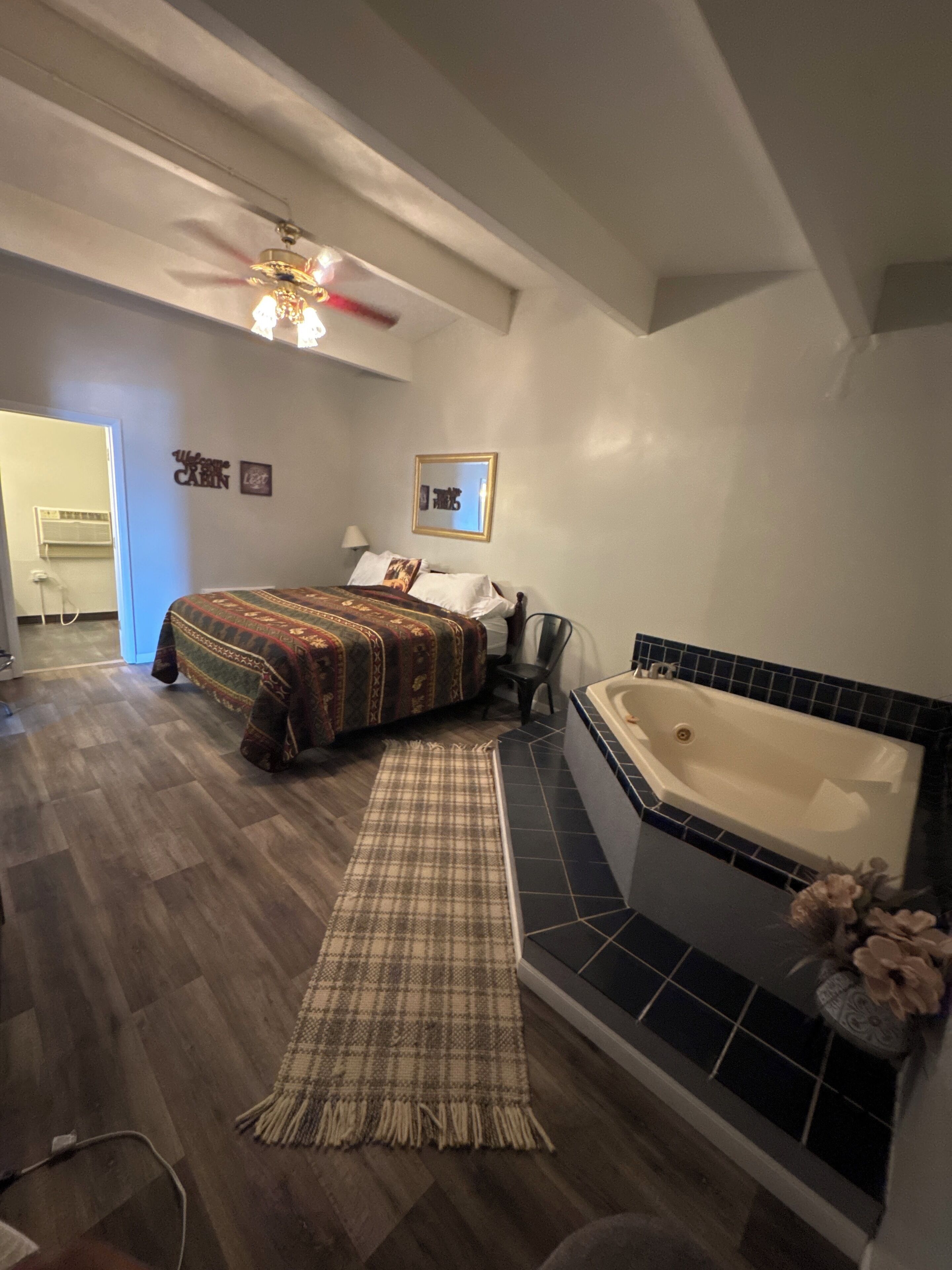 Design Studio Suite | Free WiFi