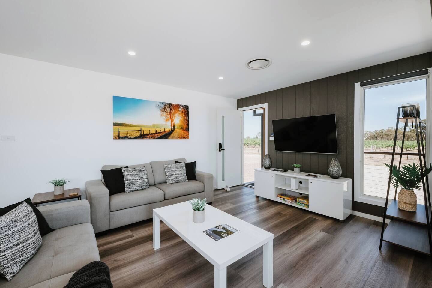 Silver Oak Quiet Countryside Cottage By The Vines - Mudgee