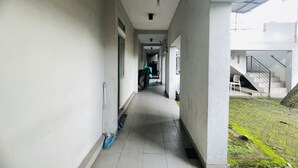 Imej tidak diklasifikasikan, 2 daripada 27, butang